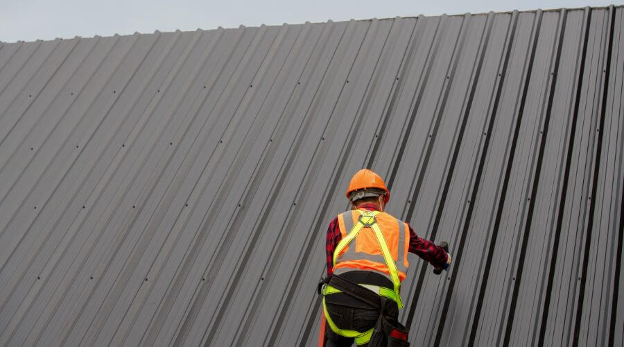 Professional metal roof installation services in Carbon, TX